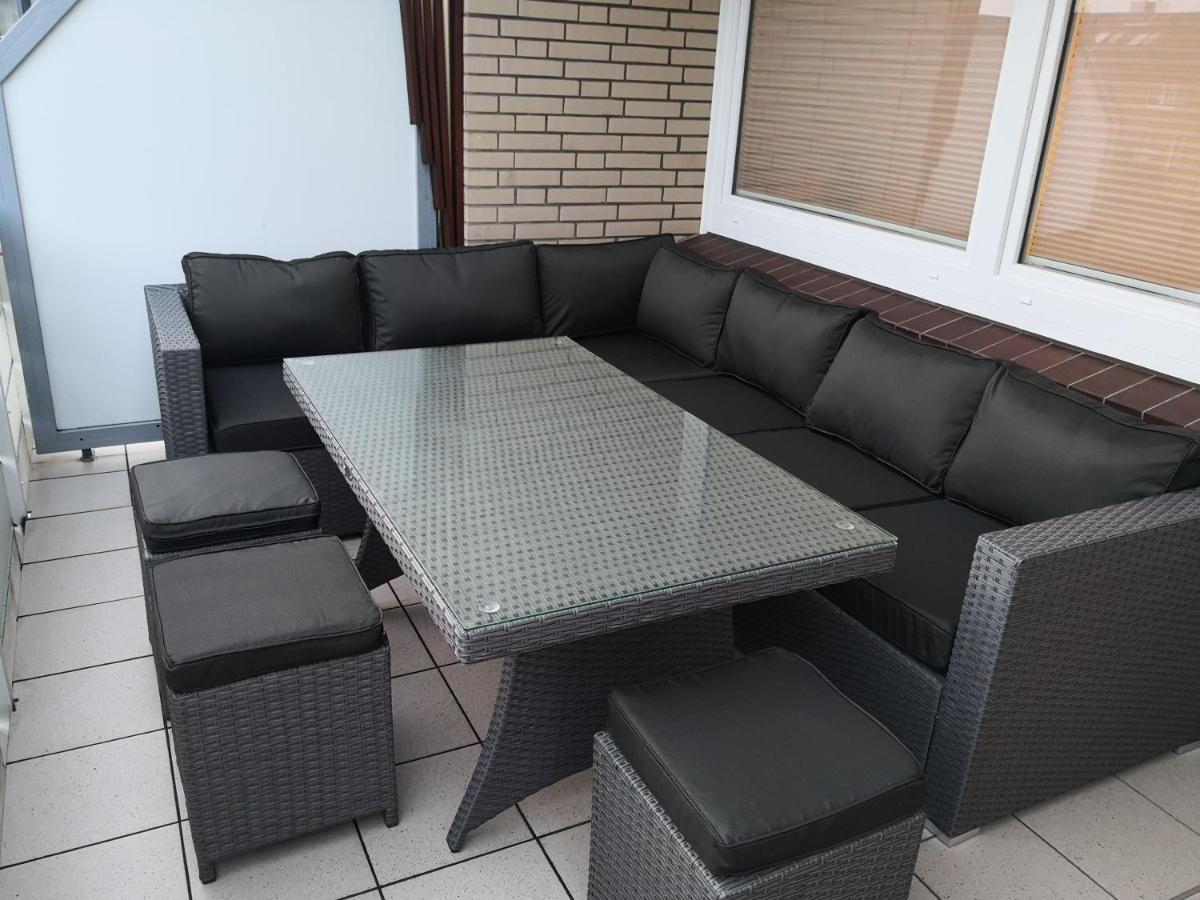 Ferienwohnung Fuer Grosse Familien Im Haus Akunak Busum Exterior photo