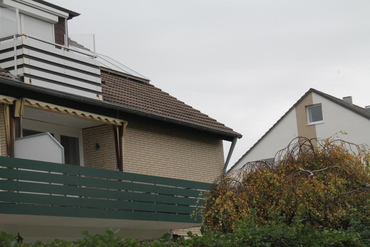 Ferienwohnung Fuer Grosse Familien Im Haus Akunak Busum Exterior photo